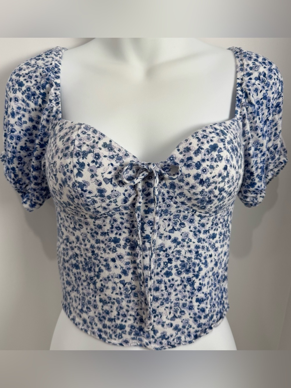 by&by Blue Floral Puff Sleeve Bustier Crop Top XS